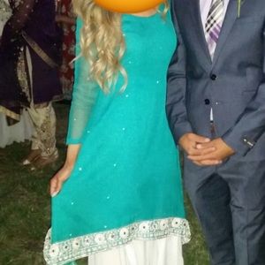 Pakistani/Indian dress 👗 style kameez